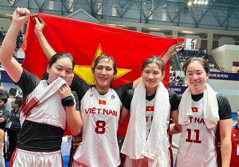  2018 Asya Oyunları'nda İllüzyonun Gücüyle Vietnam Spor Tarihine Damga Vuran  Irina Kovalyova